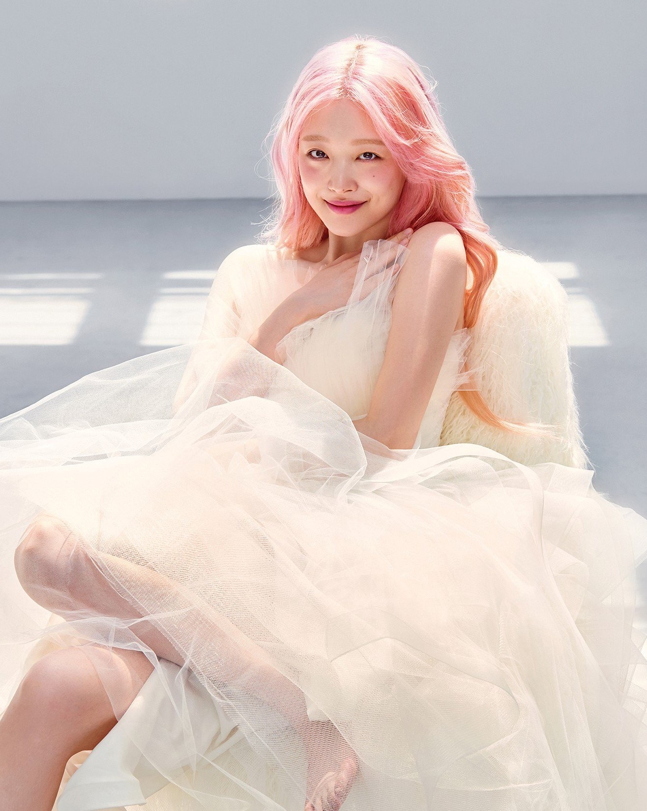 Nan bat nat truc tuyen nham vao cac ngoi sao nu chau A anh 5