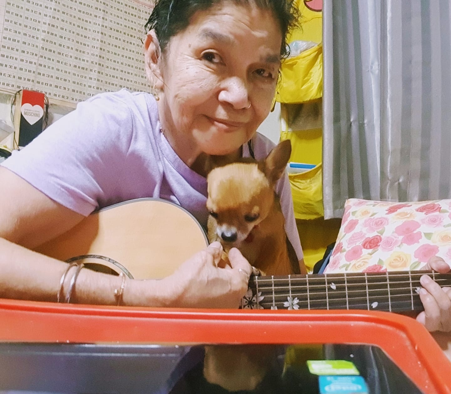 Cu ba tung liet nua mat tro thanh hien tuong mang Thai Lan anh 1