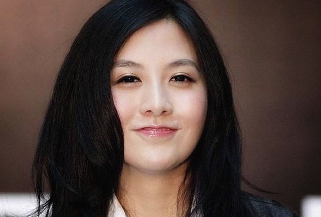 Nu ty phu doc than, me sieu xe, co cuoc song bi an o Trung Quoc hinh anh