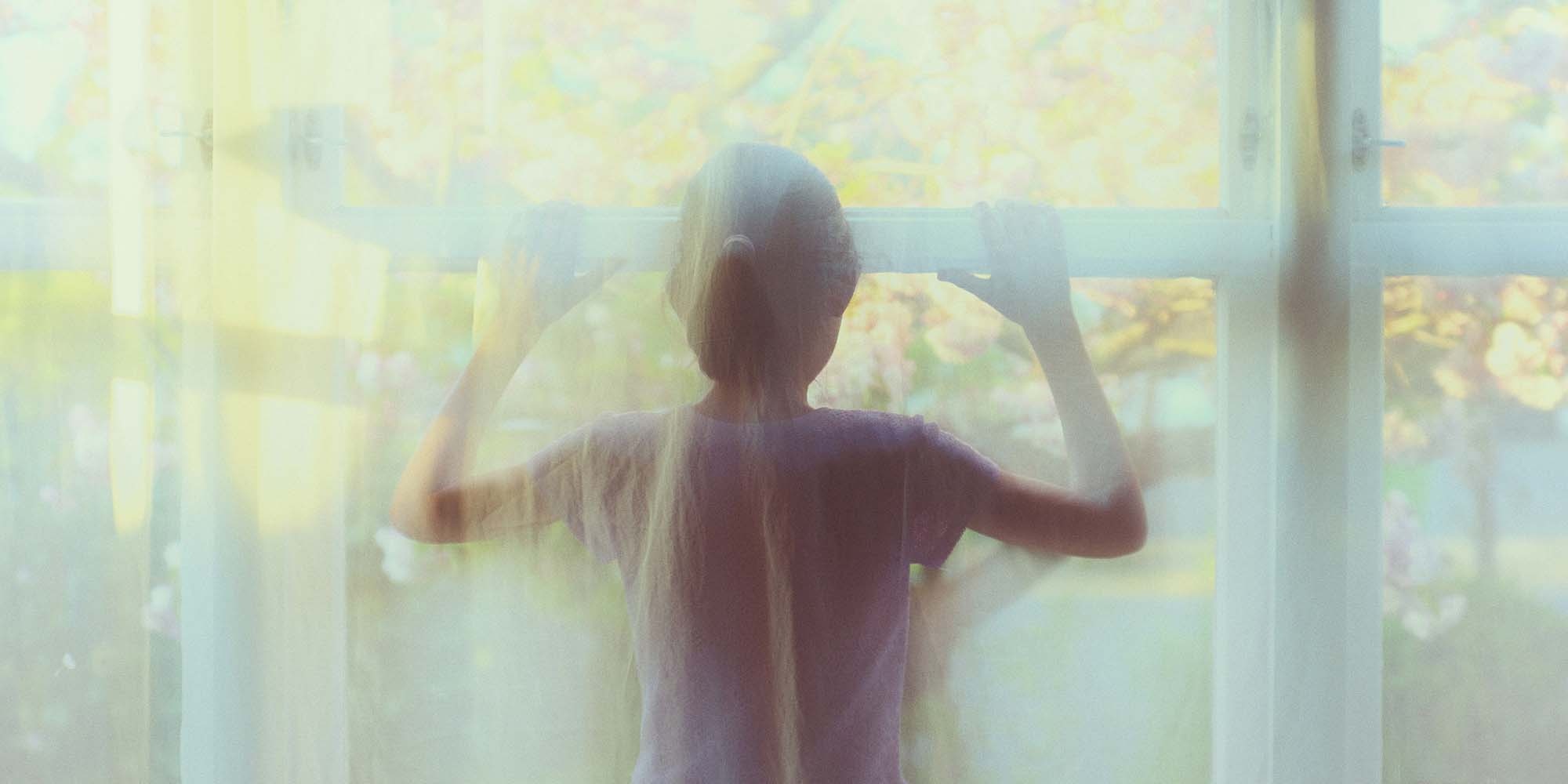 Vu 4 hoc sinh hiep dam be gai 13 tuoi khong bi lap an gay tranh cai anh 1