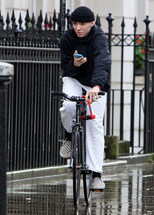 Con trai cua Madonna noi loan bi bat vi can sa anh 5