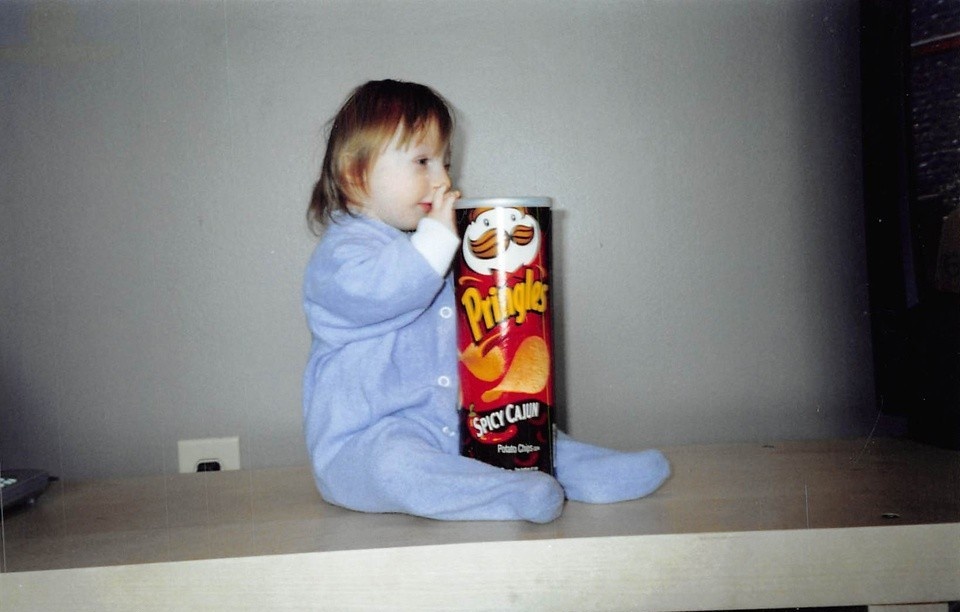 Nghị lực 12 năm chiến đấu với bệnh tật của của cô bé tí hon  ảnh 3 Nghi luc 12 nam chien dau voi benh tat cua cua co be ti hon anh 3