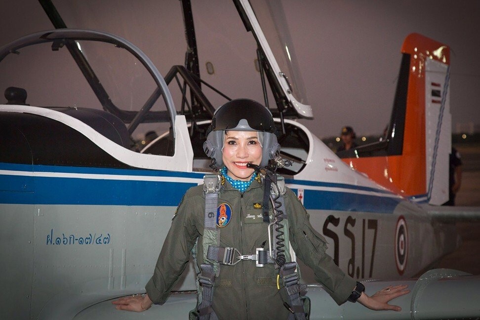 Hoang tu William va nhung nhan vat hoang gia tung phuc vu quan doi anh 8