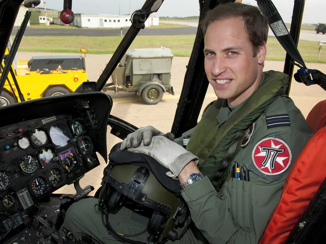 Hoang tu William va nhung nhan vat hoang gia tung phuc vu quan doi anh 1