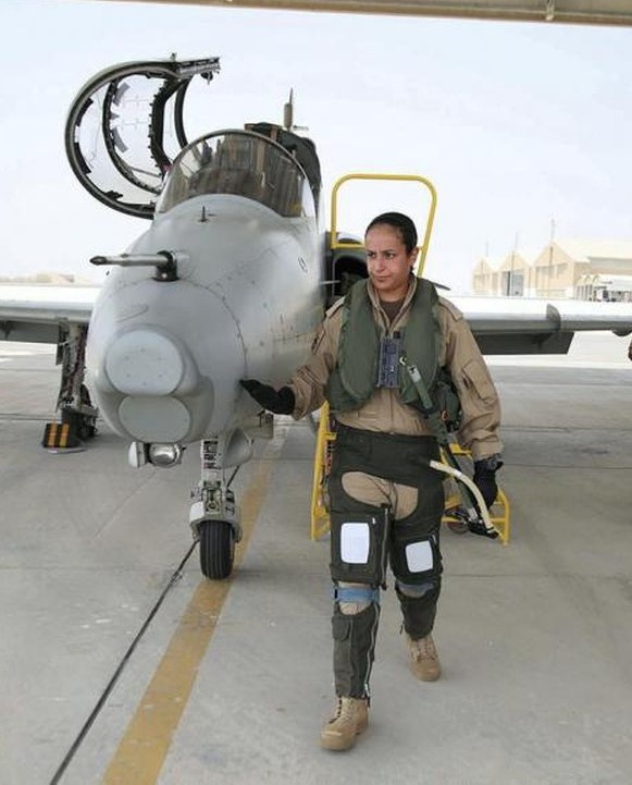 Hoang tu William va nhung nhan vat hoang gia tung phuc vu quan doi anh 10