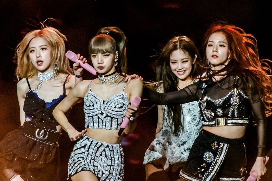 Tranh cai 'san' van hoa trong MV moi cua Black Pink va Kpop hinh anh