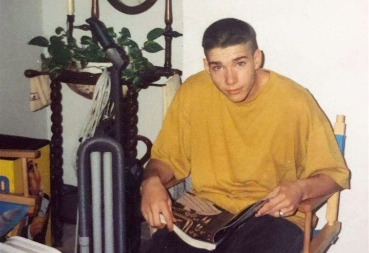 Nguoi dan ong lam lai cuoc doi sau 23 nam di tu tro thanh thu ky luat anh 1