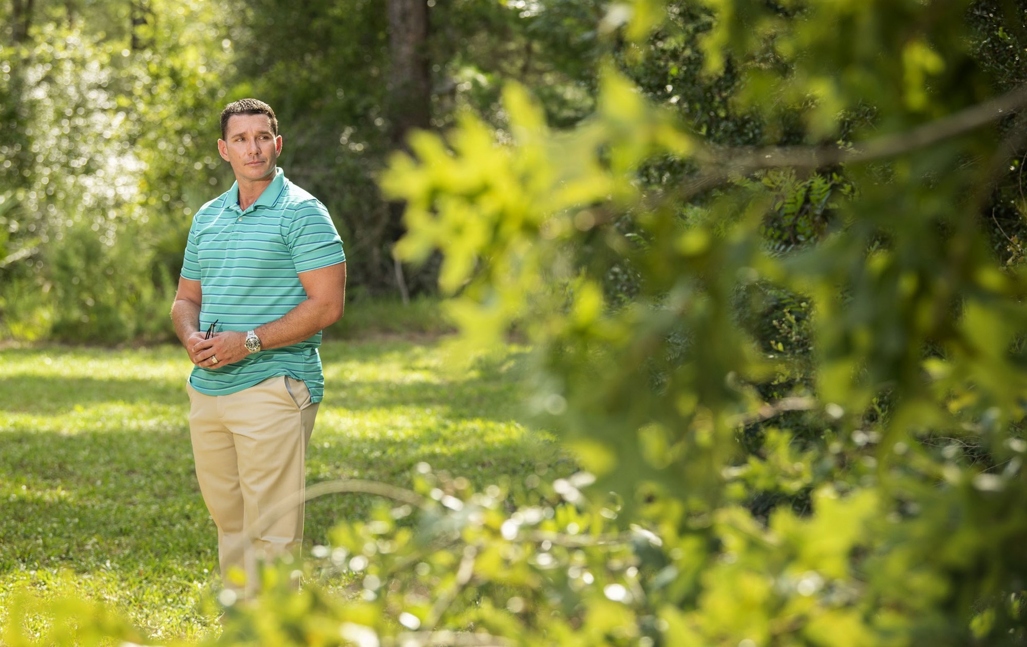 Nguoi dan ong lam lai cuoc doi sau 23 nam di tu tro thanh thu ky luat anh 4