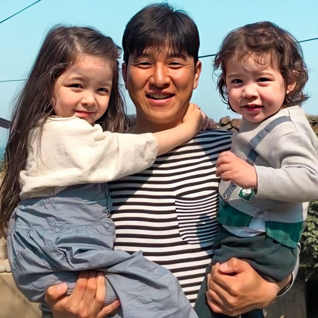 Bo ba thien than nhi lai Han - Thuy Si cua nha cau thu Park Joo-ho anh 8