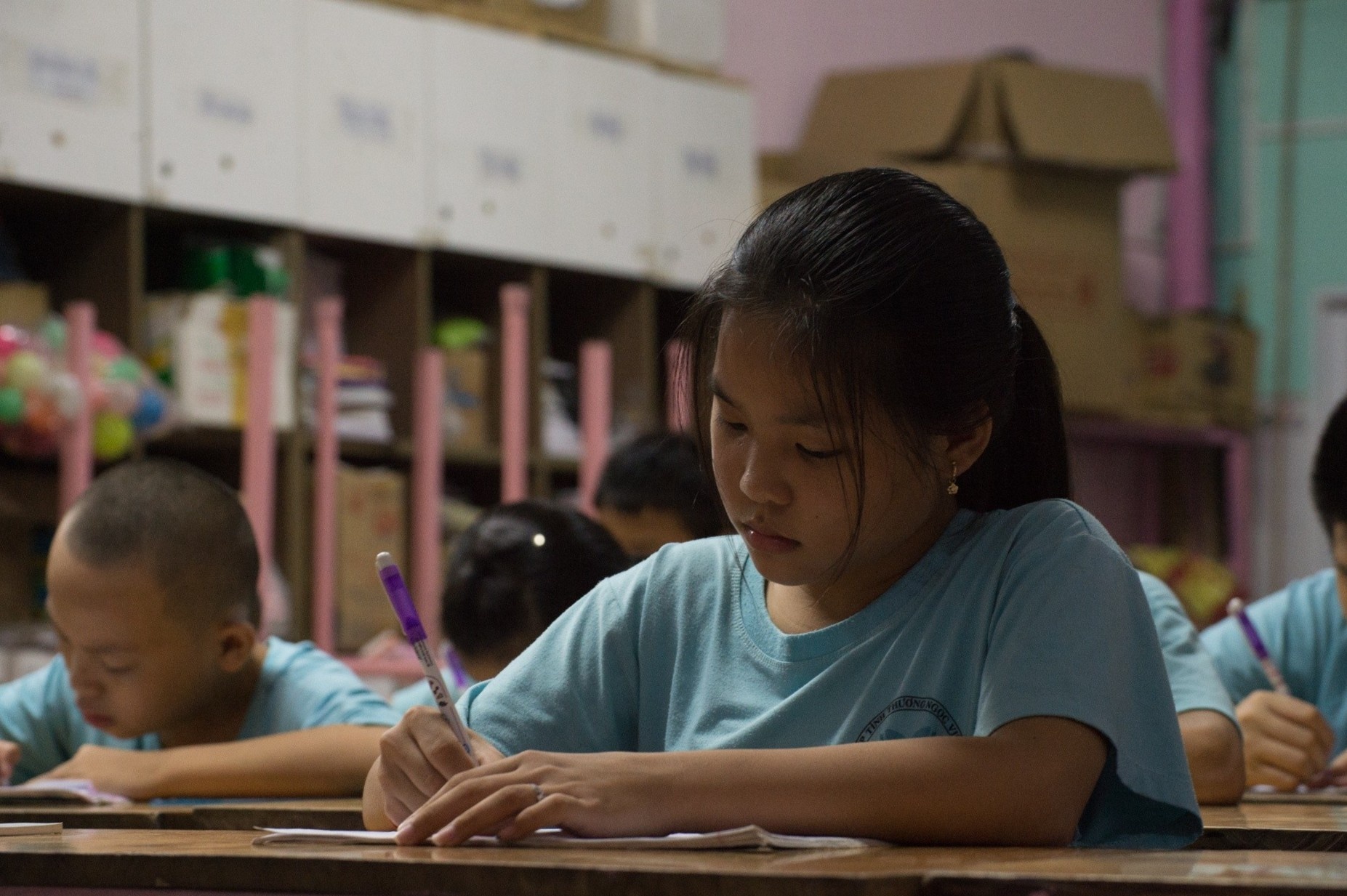 Lop hoc tinh thuong cua huong dan vien du lich hinh anh