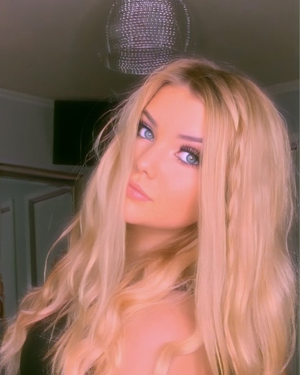 Cuộc đời của những hoa hậu nhí đánh đổi tuổi thơ để nổi tiếng ảnh 5 Cuoc doi cua nhung hoa hau nhi danh doi tuoi tho de noi tieng anh 5