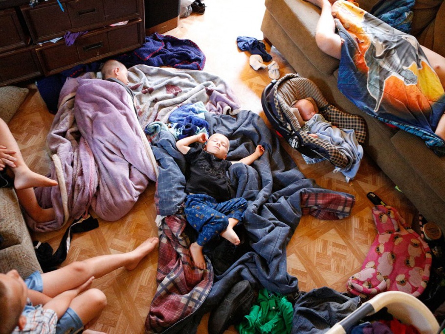 Nguy co bung no dich trong nhung khu nha o gia re tai My anh 2