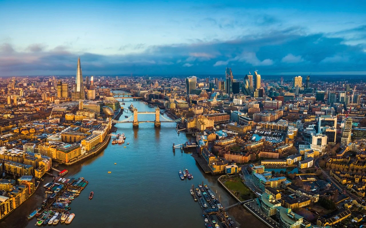 Người trẻ ngán ngẩm London đổ xô mua nhà ngoại ô để tìm sự yên bình ảnh 1 Nguoi tre ngan ngam London do xo mua nha ngoai o de tim su yen binh anh 1