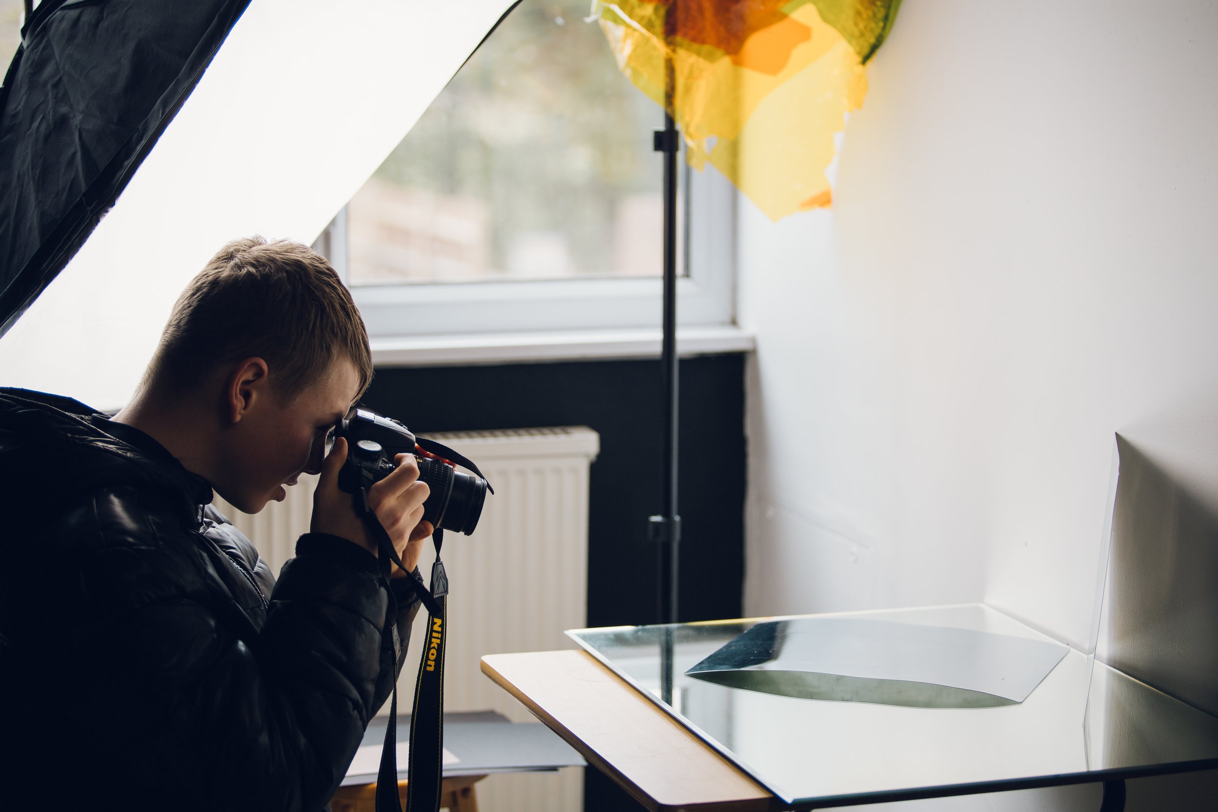 Ngoi truong danh cho tre em bi bat nat tai Anh anh 7