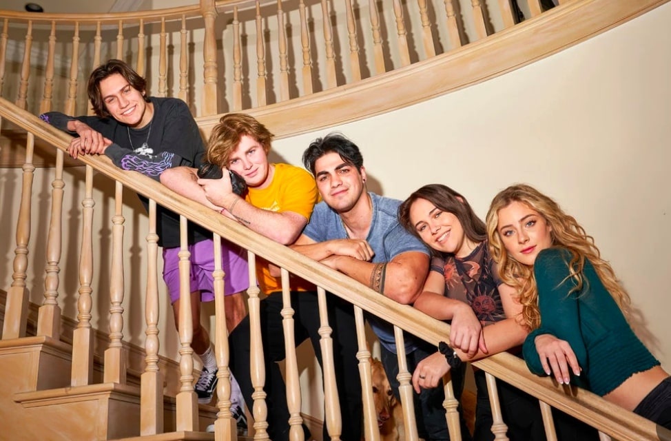 Sinh vien my thue nha de thoat khoi su kim kep cua gia dinh anh 3