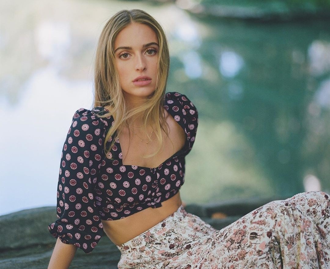 cong chua hoang tu noi tieng voi vai tro nguoi mau anh 7