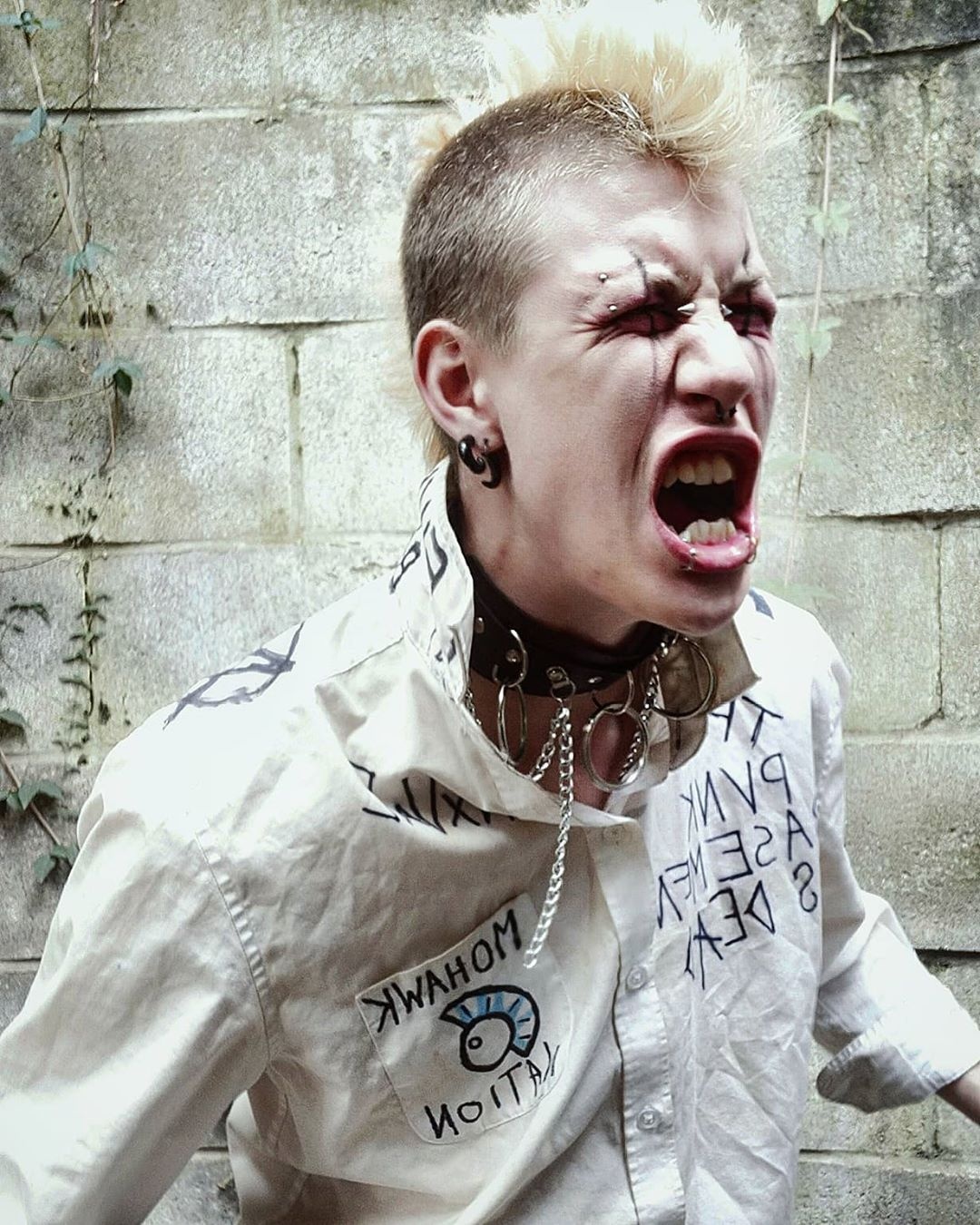 Chàng trai không tìm được việc vì ngoại hình xăm trổ ảnh 2 Chang trai khong tim duoc viec vi ngoai hinh xam tro anh 2