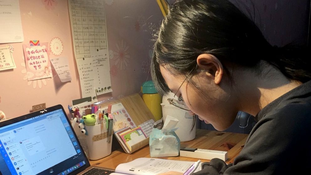 du hoc sinh Trung Quoc anh 2