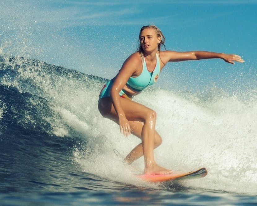 nu VDV luot song bi lam dung anh 1