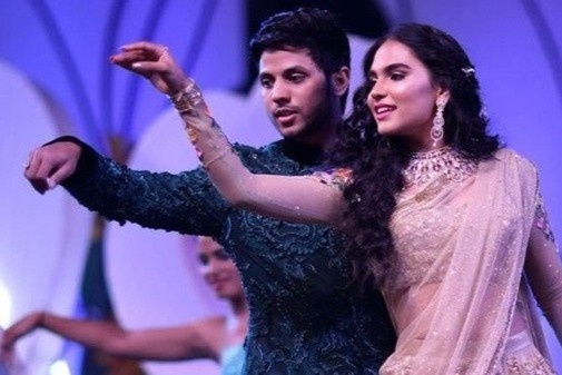 Dam cuoi xa xi cua cac tieu thu An Do hinh anh