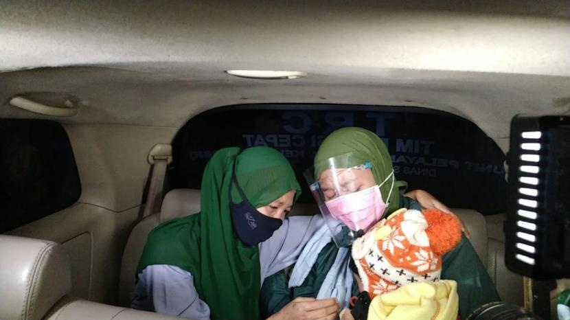 Cap song sinh doan tu sau hon 20 nam that lac nho TikTok anh 3