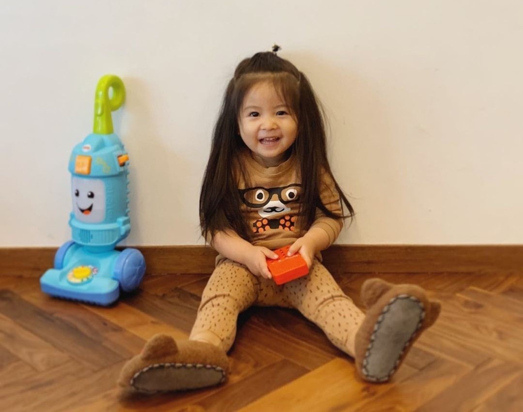 Cô bé tóc xù Nhật  ảnh 7 Co be toc xu Nhat anh 7