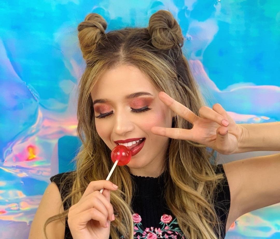 nu streamer noi tieng tai Canada anh 4