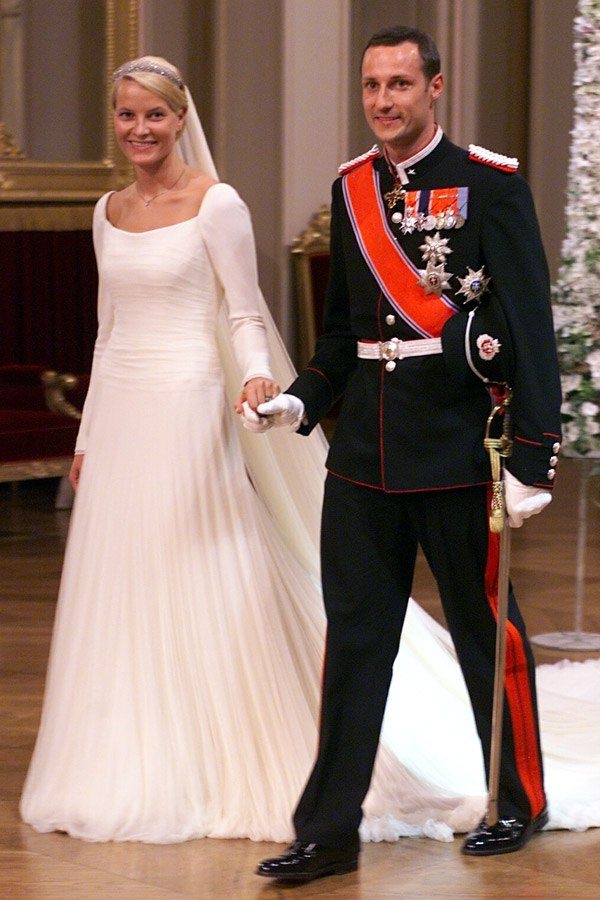 hoàng tử phá vỡ quy tắc hoàng gia ảnh 8 hoang tu pha vo quy tac hoang gia anh 8