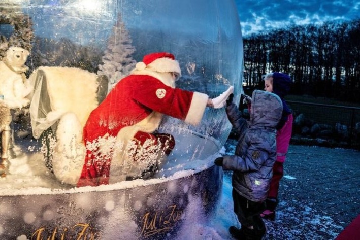 Giang sinh am dam cua ong gia Noel hinh anh