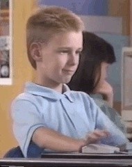 Nhân vật chính trong meme cậu bé giơ ngón cái ảnh 2 Nhan vat chinh trong meme cau be gio ngon cai anh 2