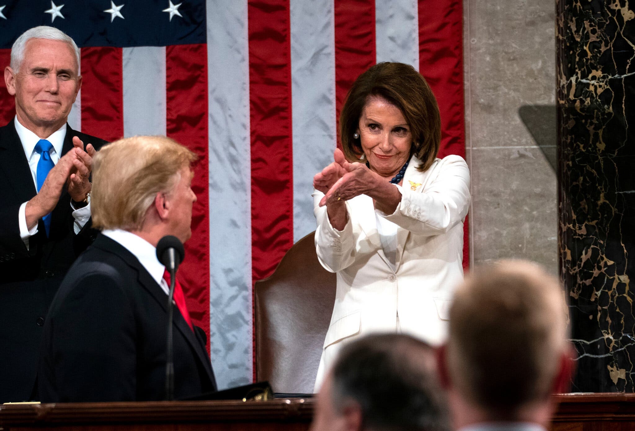 cong viec chup anh cho ong Trump anh 6