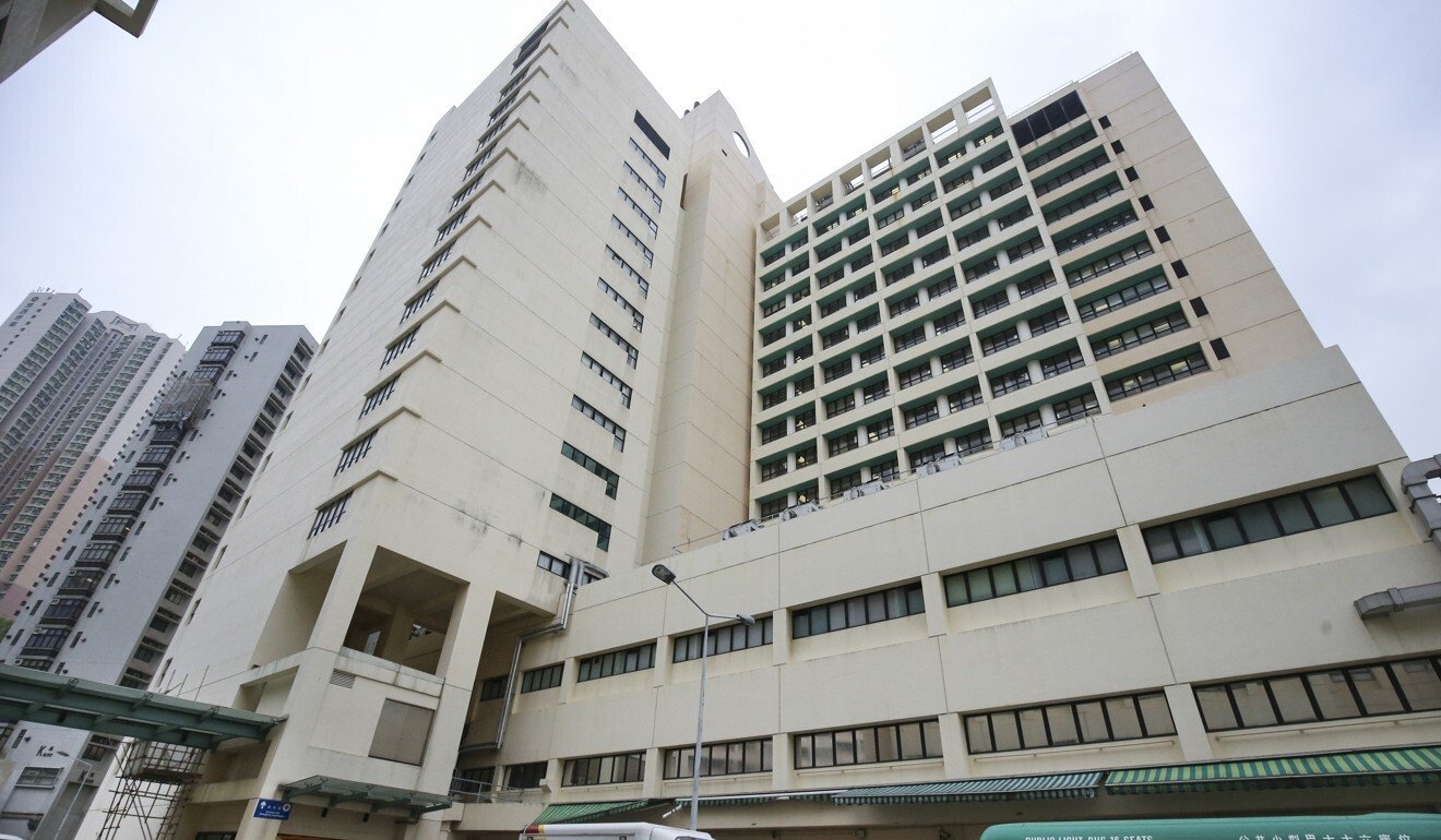 Bé trai 9 tuổi tử vong khi rơi từ tầng 15 ở chung cư Hong Kong ảnh 1 Be trai 9 tuoi tu vong khi roi tu tang 15 o chung cu Hong Kong anh 1