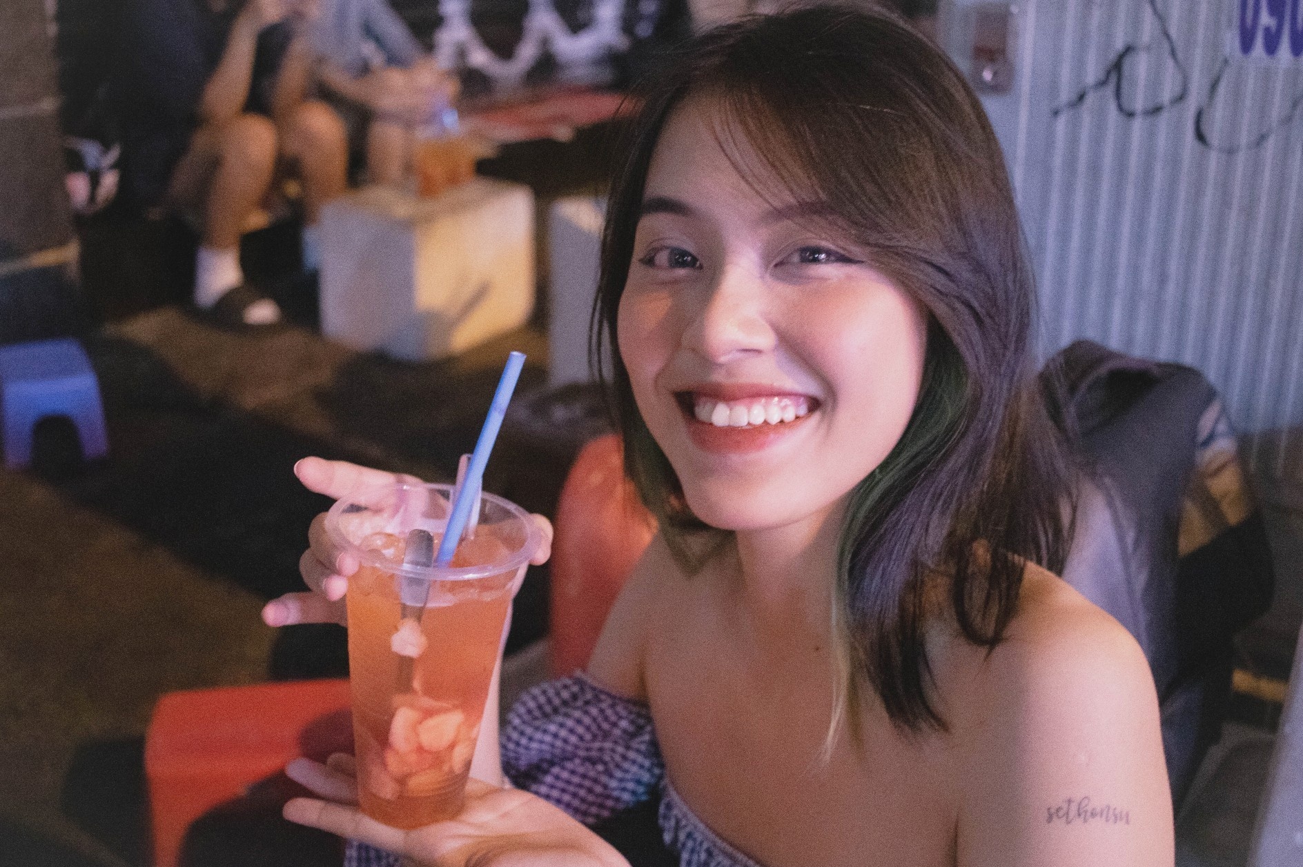 Quan tra dau bet noi tieng ve dem o TP.HCM hinh anh