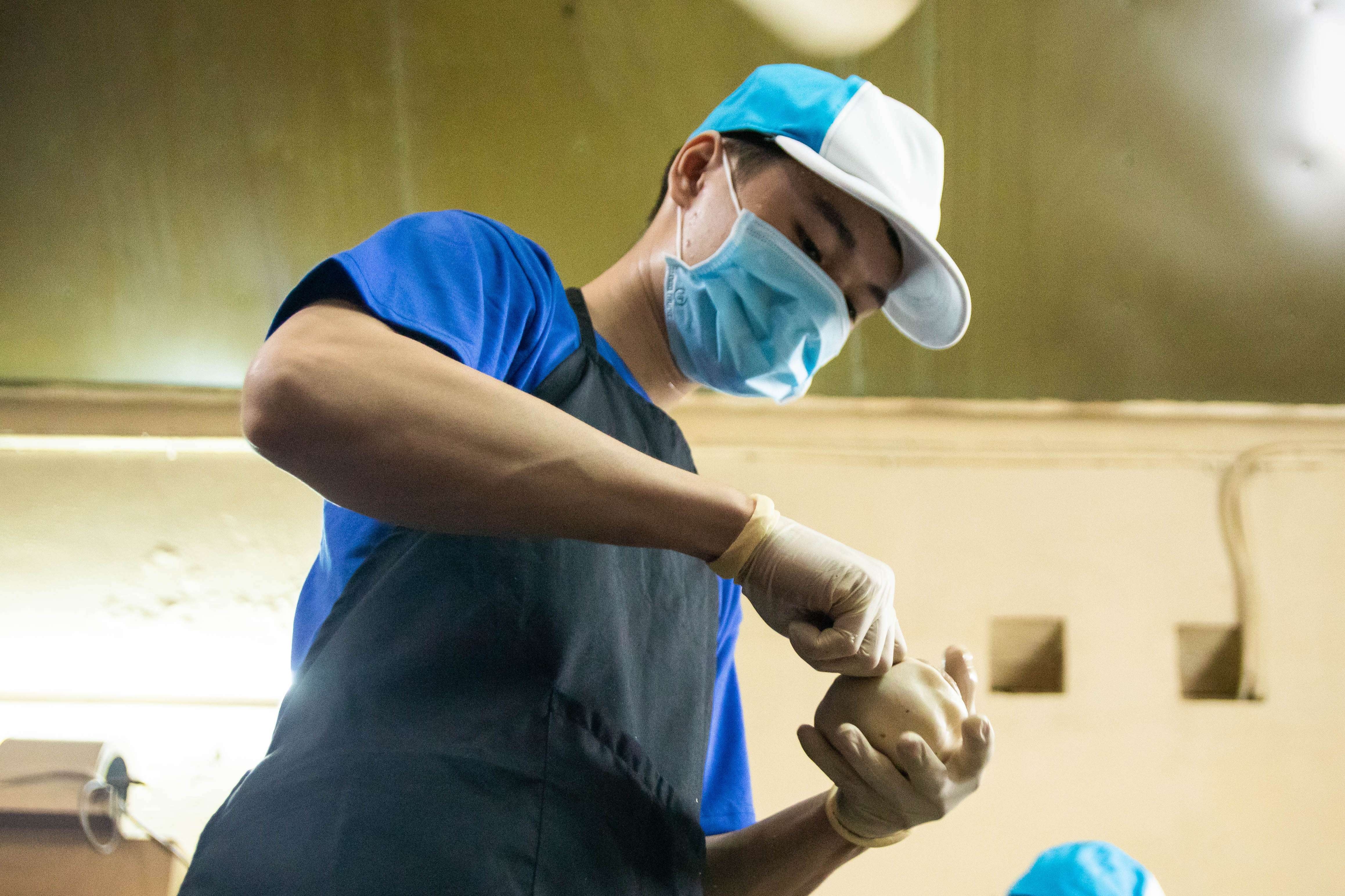 Tiệm bánh pía nóng hổi suốt 73 năm ảnh 3 Tiem banh pia nong hoi suot 73 nam anh 3