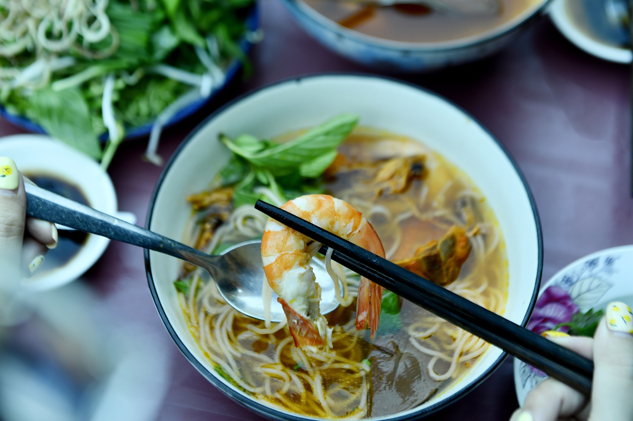 Gánh bún suông không tên nổi tiếng ở TP.HCM ảnh 7 Ganh bun suong khong ten noi tieng o TP.HCM anh 7