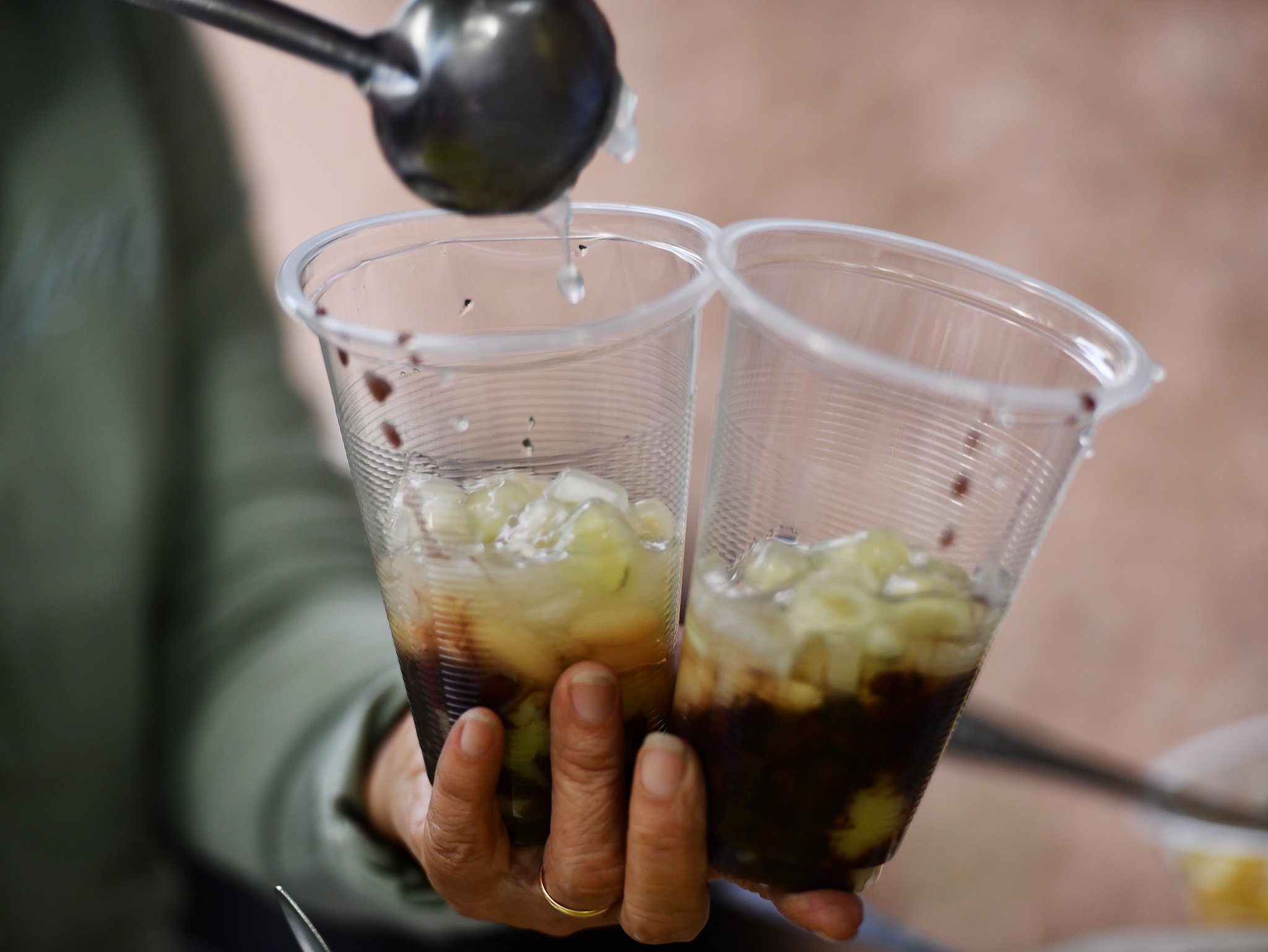 Xe chè Dương Quá hút khách tại TPHCM ảnh 5 Xe che Duong Qua hut khach tai TPHCM anh 5