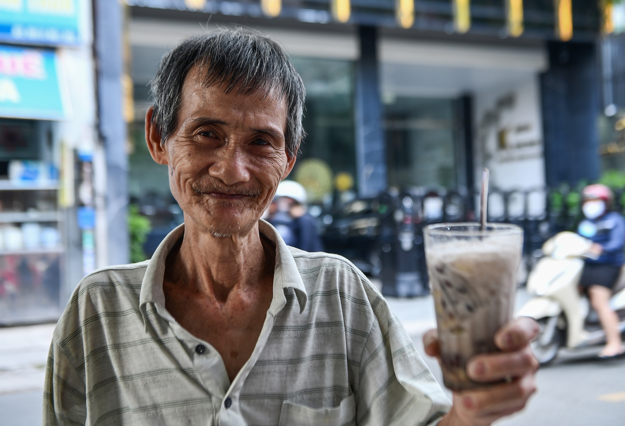 Xe che Duong Qua hut khach tai TPHCM anh 3