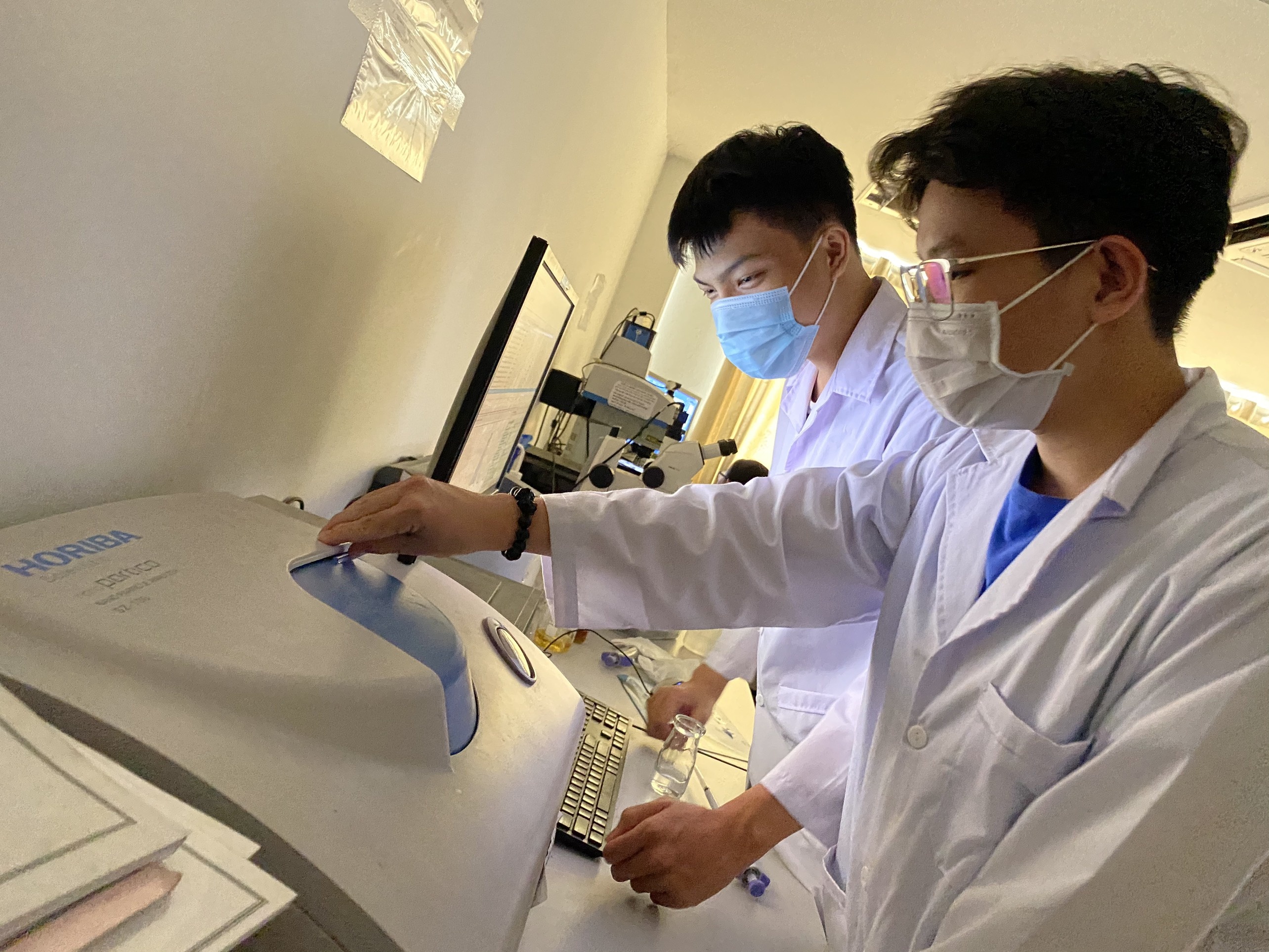 Em on thi trong tam the lo lang vi dich anh 3