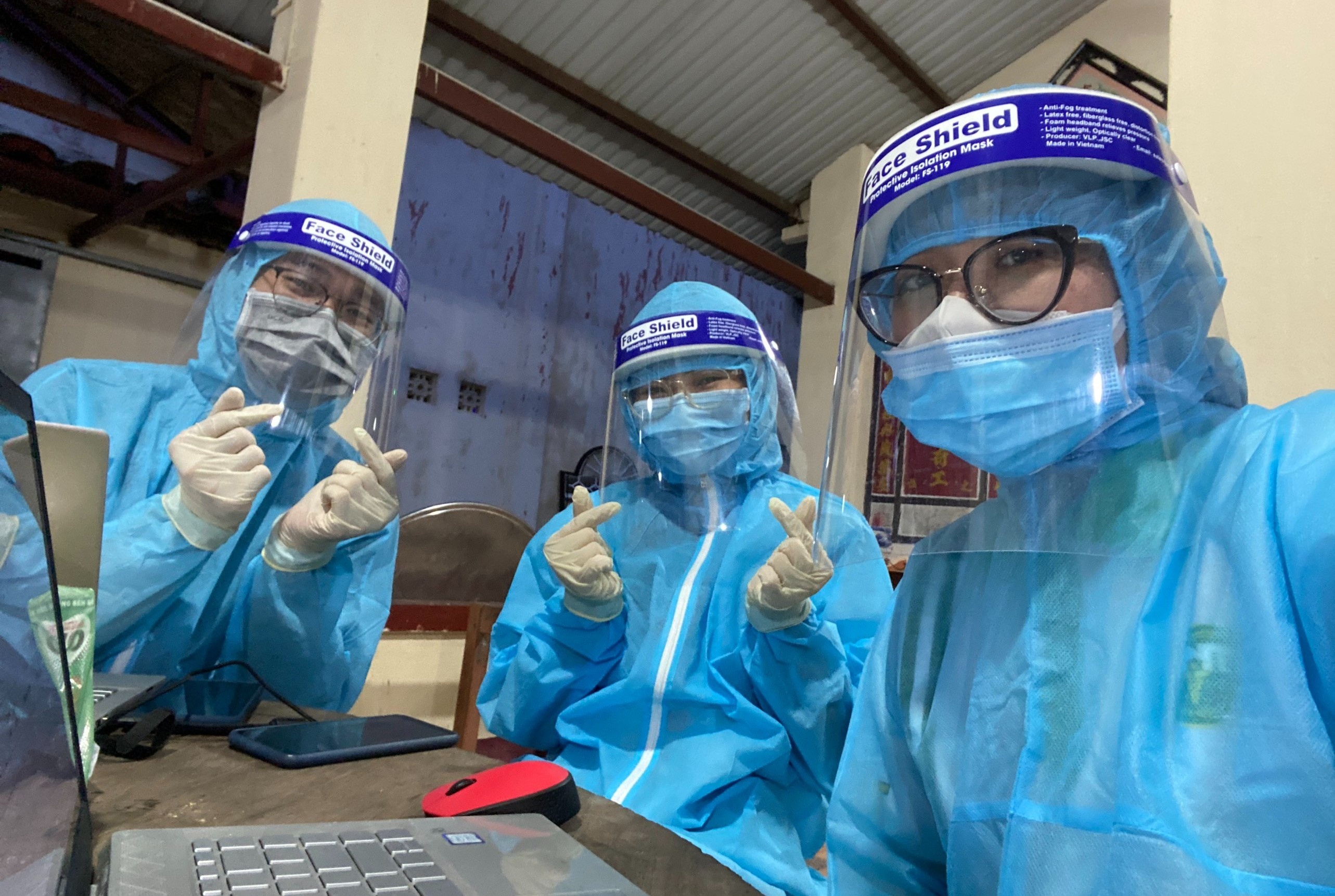 Dan Go Vap nhan tinh nguyen vien: 'Chu y an uong, dung de xiu nghen' hinh anh