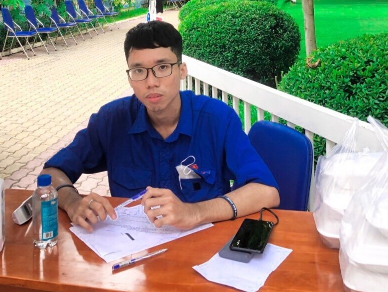 Nguoi tre ho tro chong dich tai TP.HCM anh 4