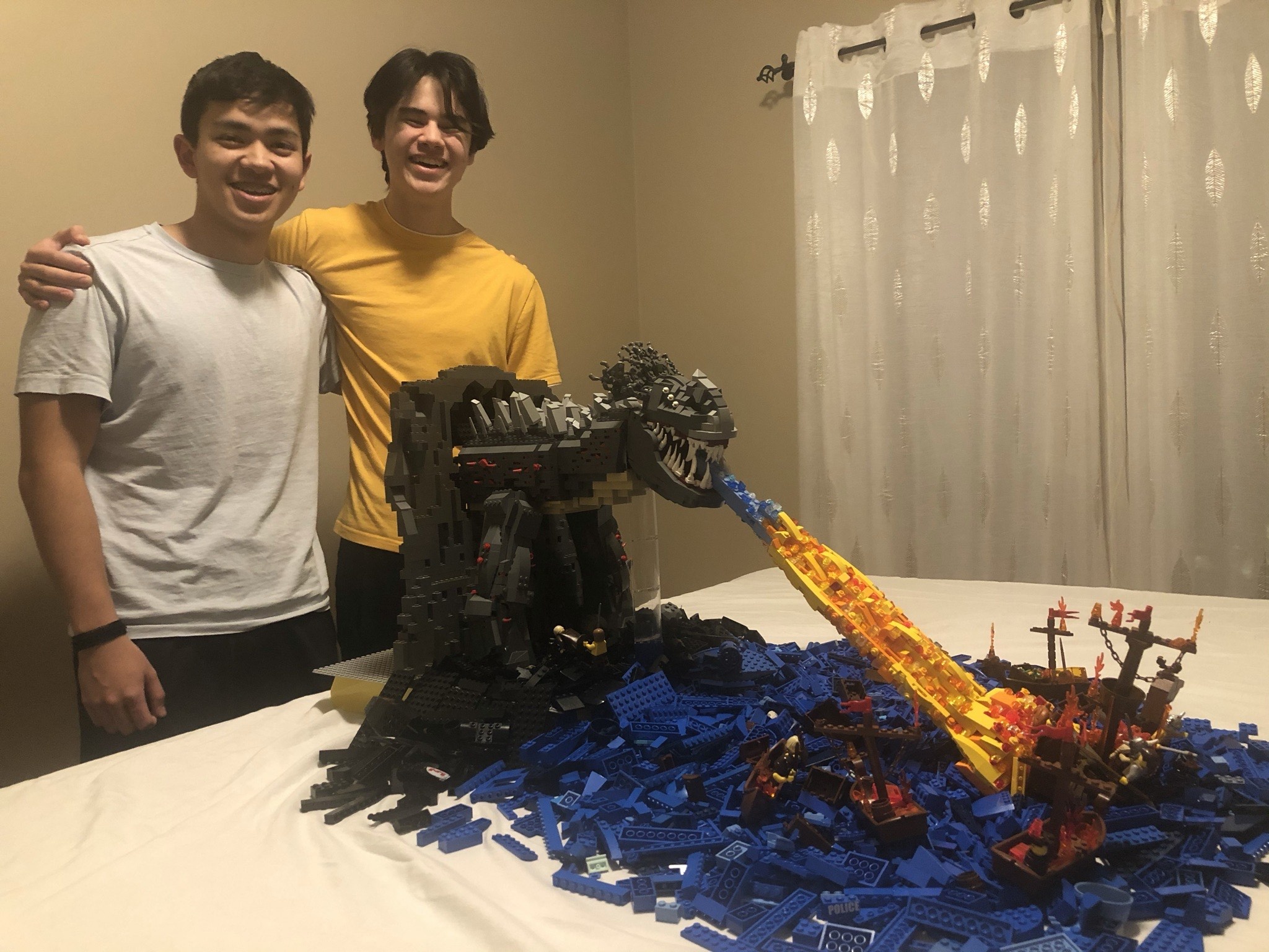 Nam sinh gốc Việt giành học bổng toàn phần của của ĐH Harvard ảnh 6 Nam sinh goc Viet gianh hoc bong toan phan cua cua DH Harvard anh 6