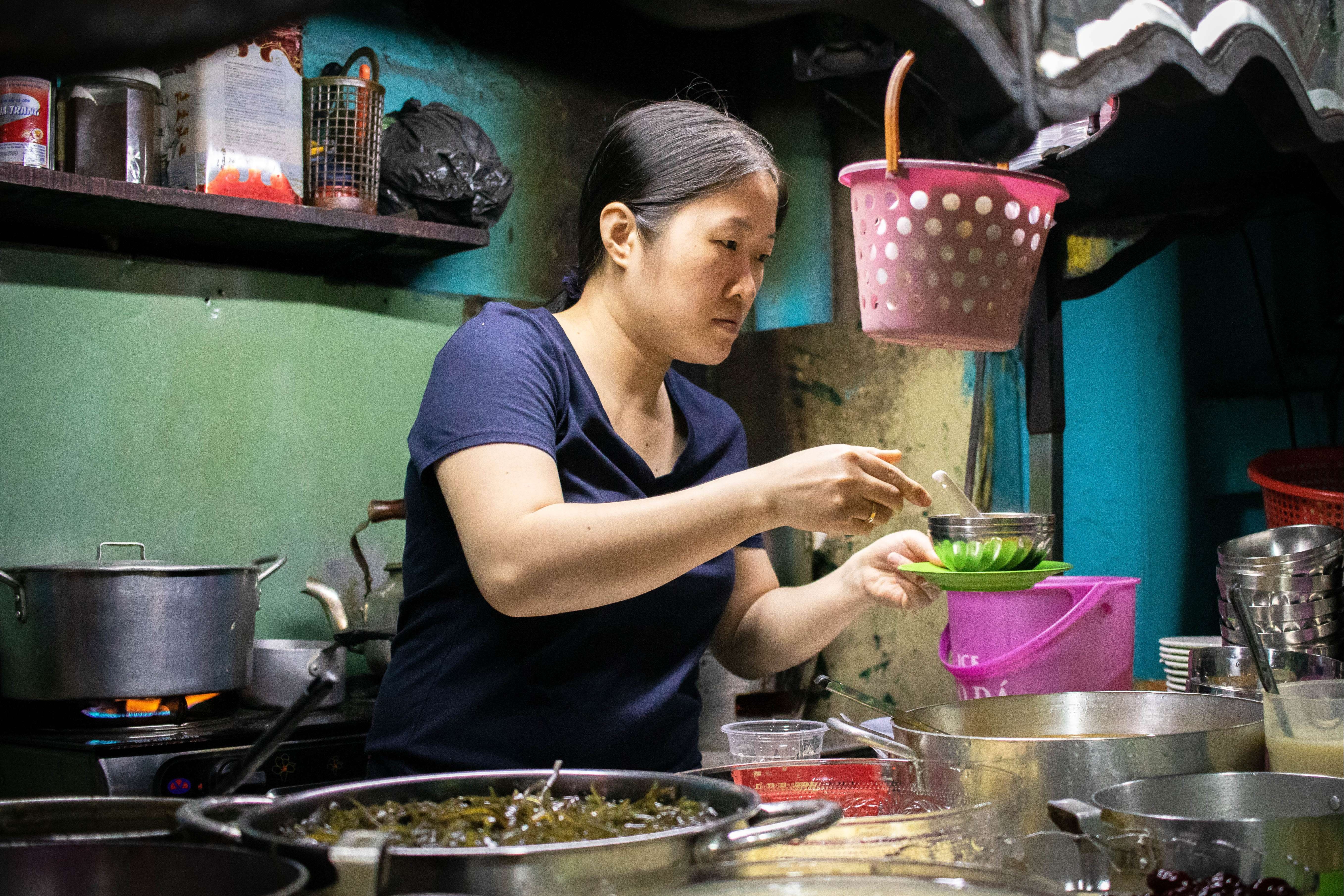 Gioi tre TP.HCM nho com suon,  tra dau via he anh 4