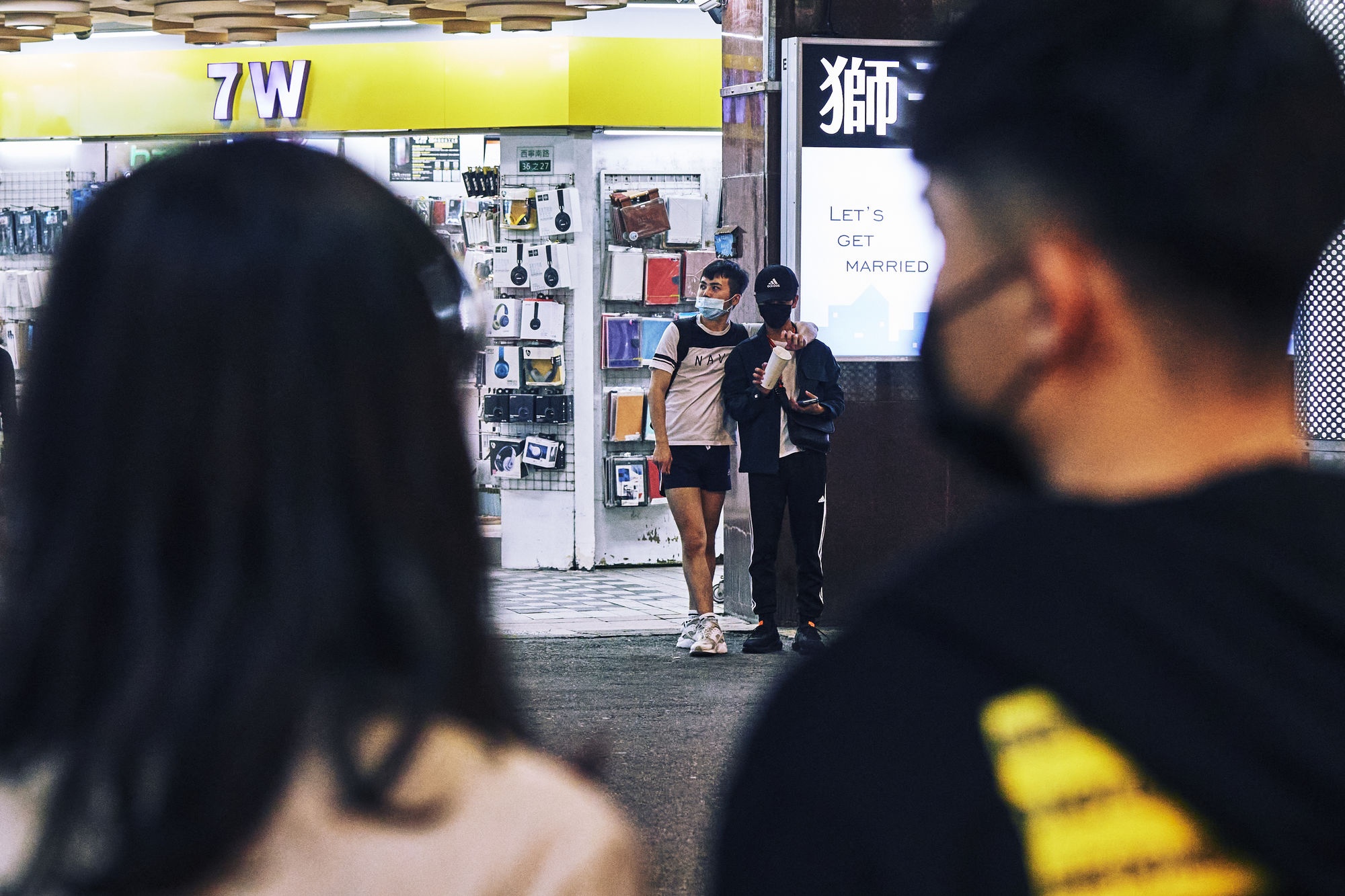 Bi lua so tien lon vi tin vao khoa hoc cuu van tinh yeu anh 1