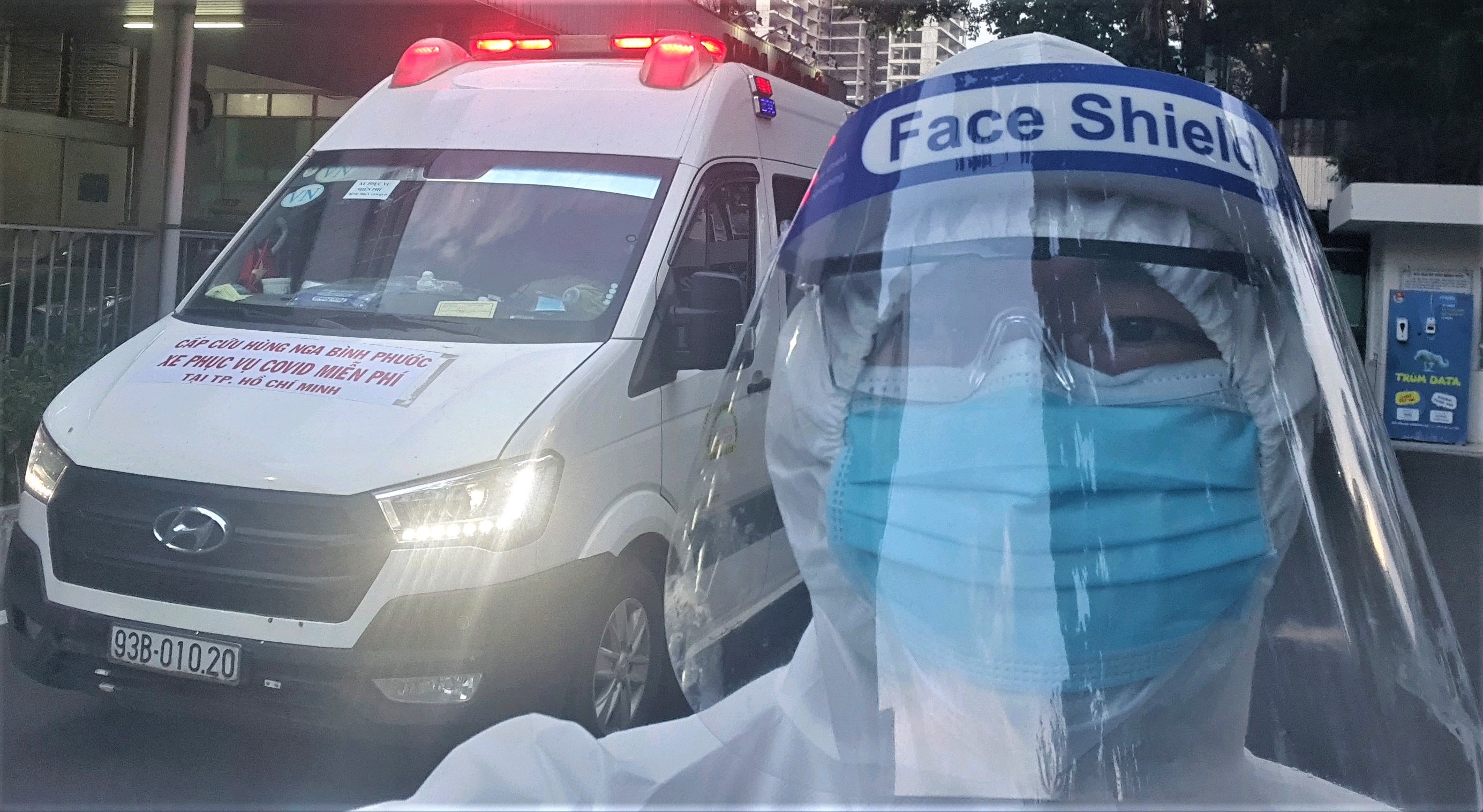 Chuyen xe 0 dong cho hang tram F0,  F1 tai TP.HCM anh 1