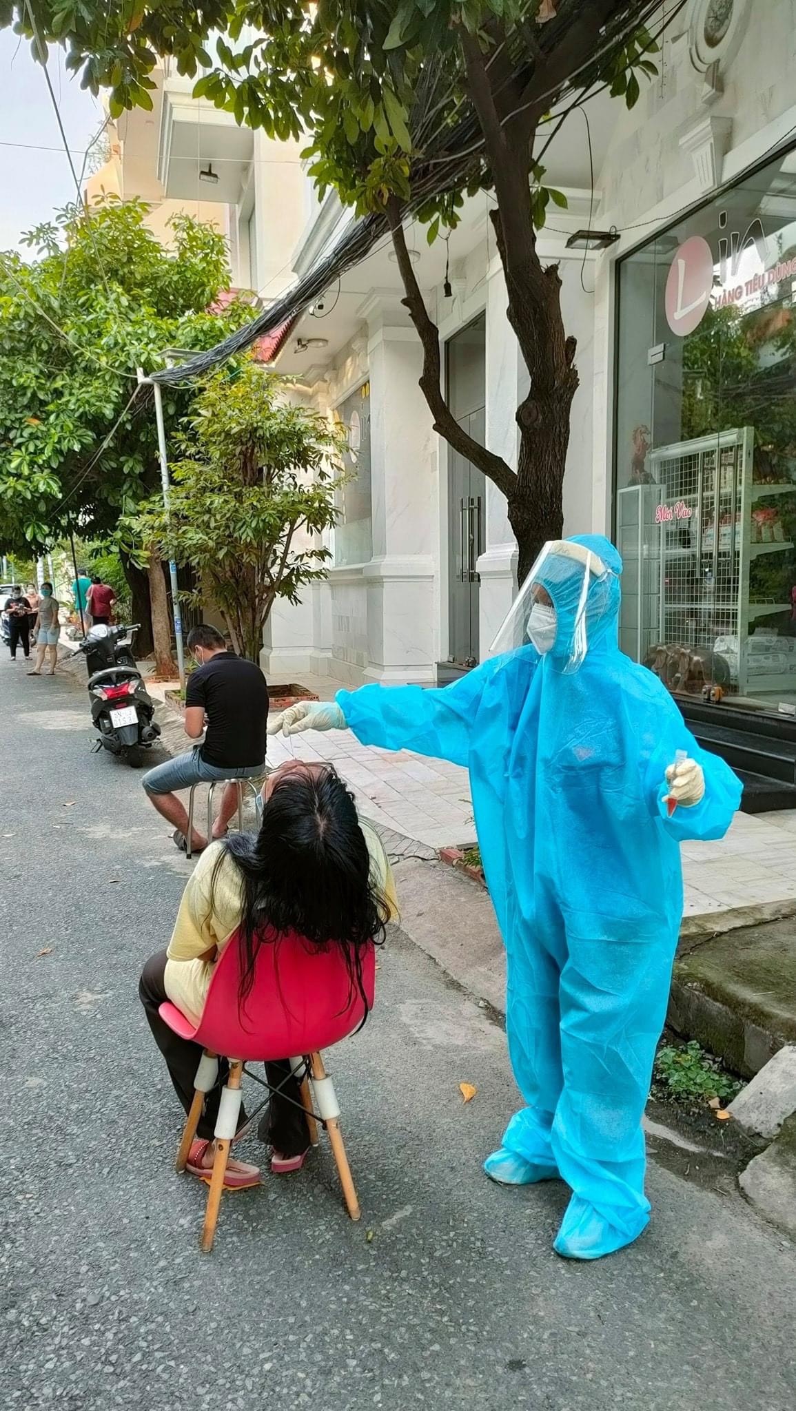 Nhung nguoi tre sat canh cung luc luong tuyen dau anh 2