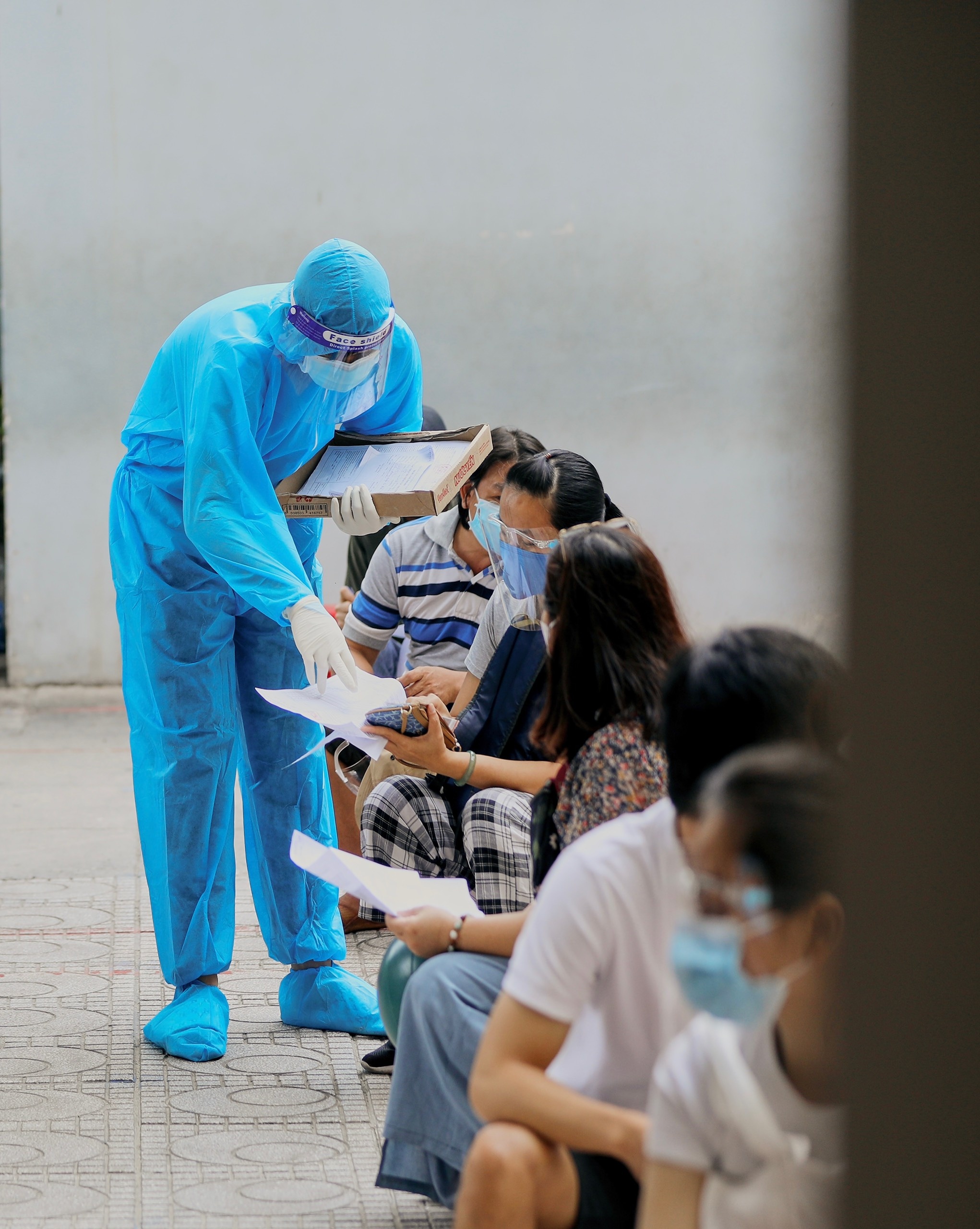 Nhung nguoi tre sat canh cung luc luong tuyen dau anh 6