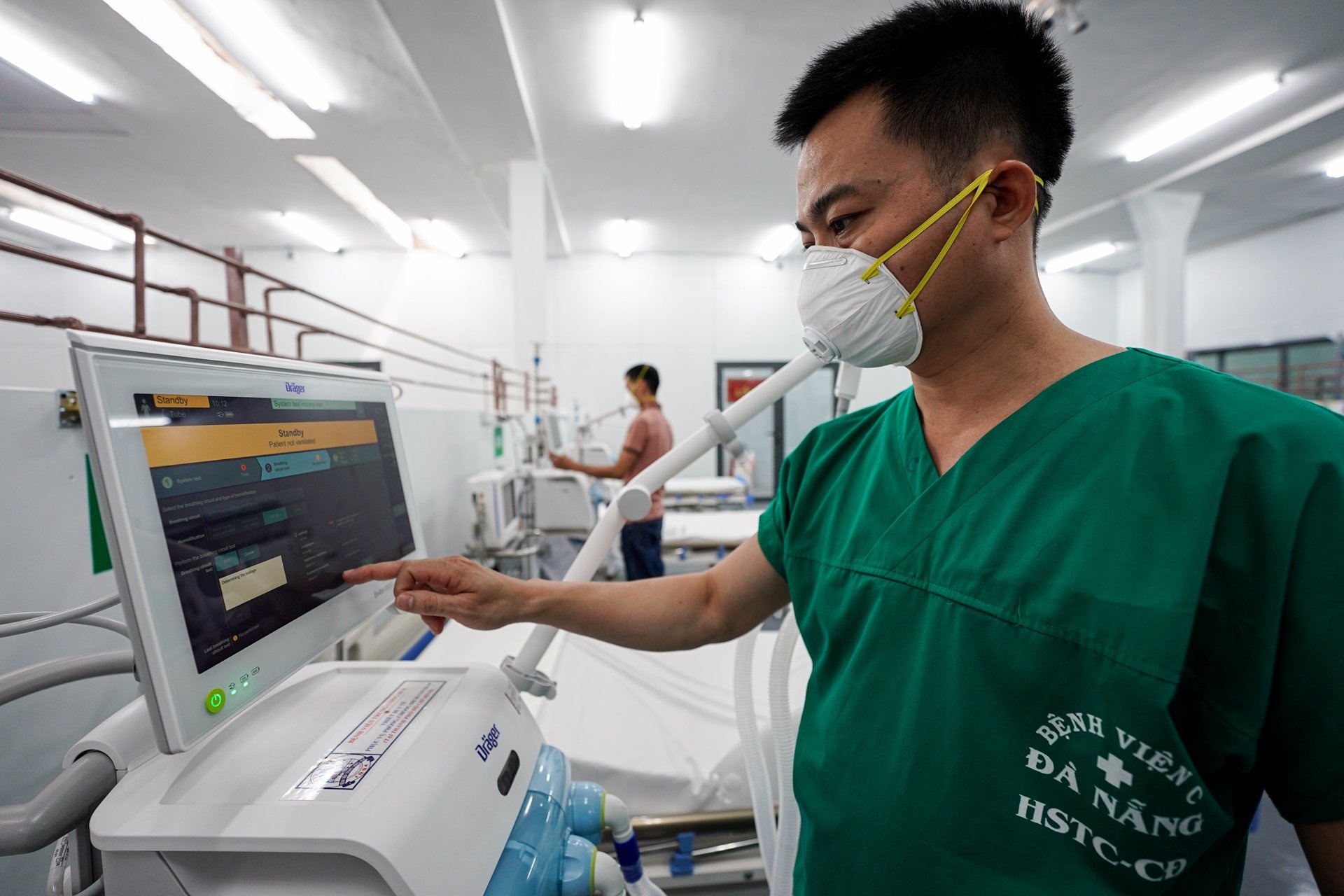 Giành giật sự sống cho sản phụ F0 ở tuyến cuối điều trị Covid-19 ảnh 1 Gianh giat su song cho san phu F0 o tuyen cuoi dieu tri Covid-19 anh 1