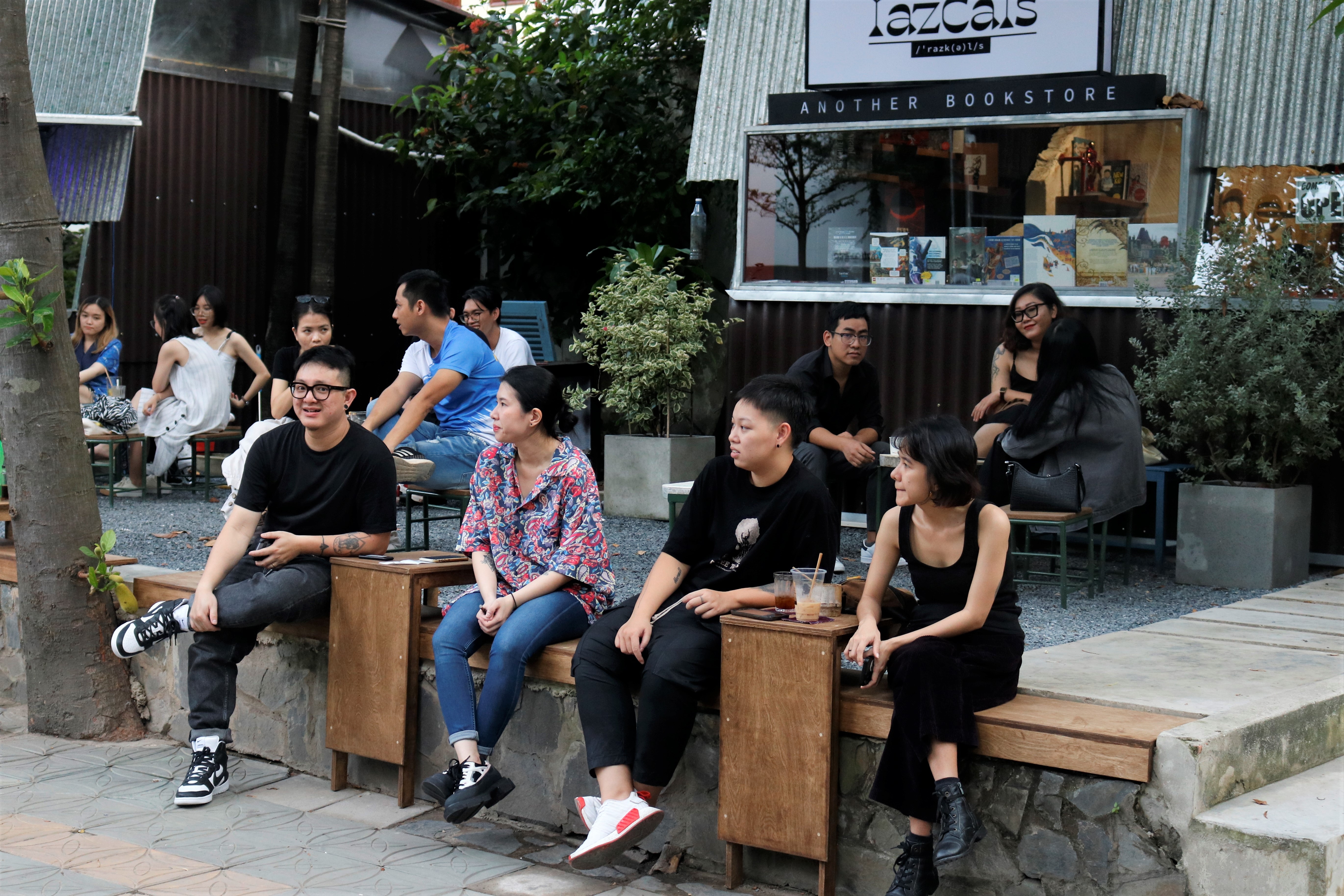 Khu to hop o TP.HCM thu hut gioi tre den vui choi cuoi tuan anh 4