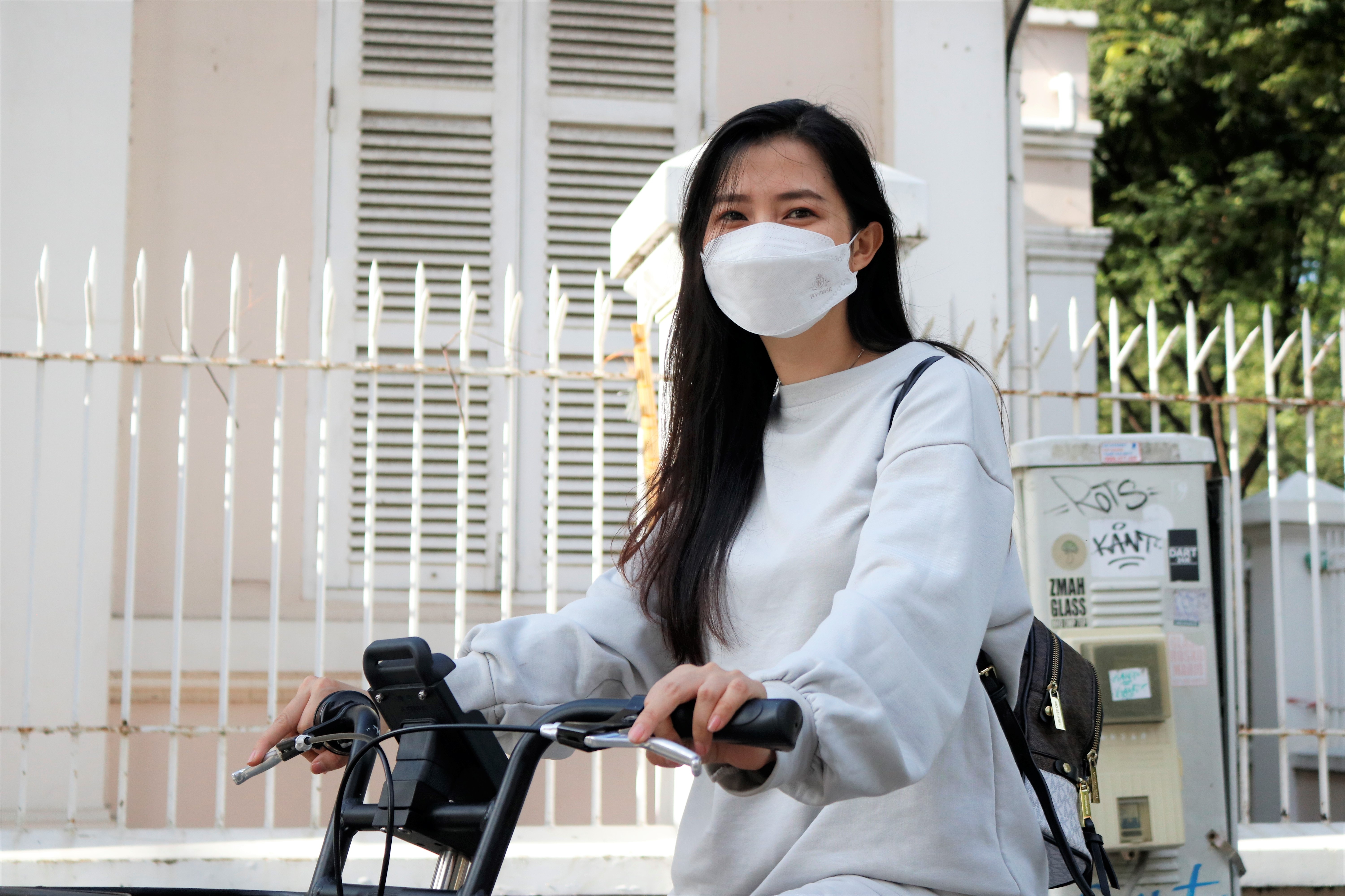 Buoi sang cuoi cung cua ky nghi Tet Duong lich o TP.HCM anh 2