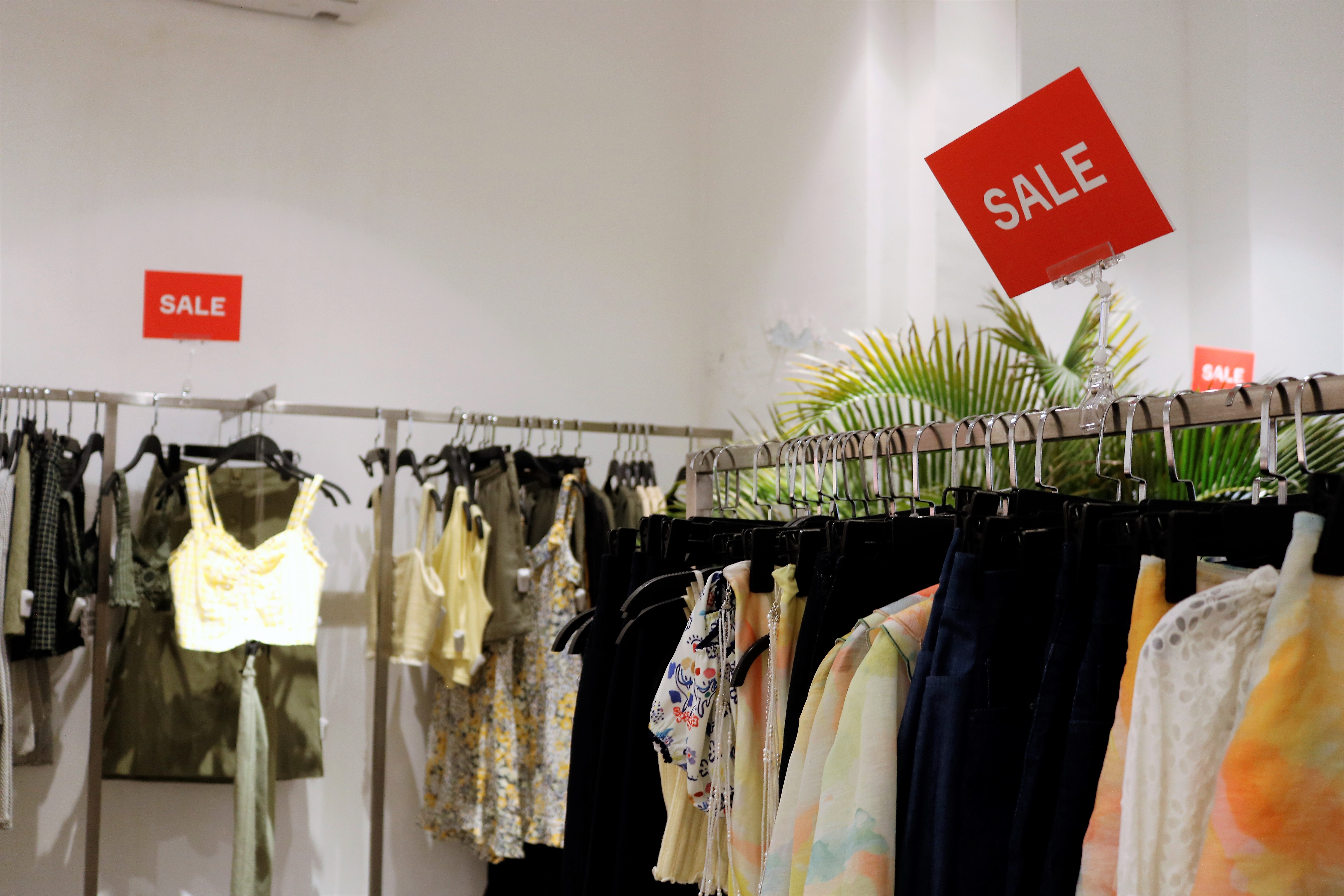 Gioi tre TP.HCM chi chuc trieu dong de sam Tet som anh 9